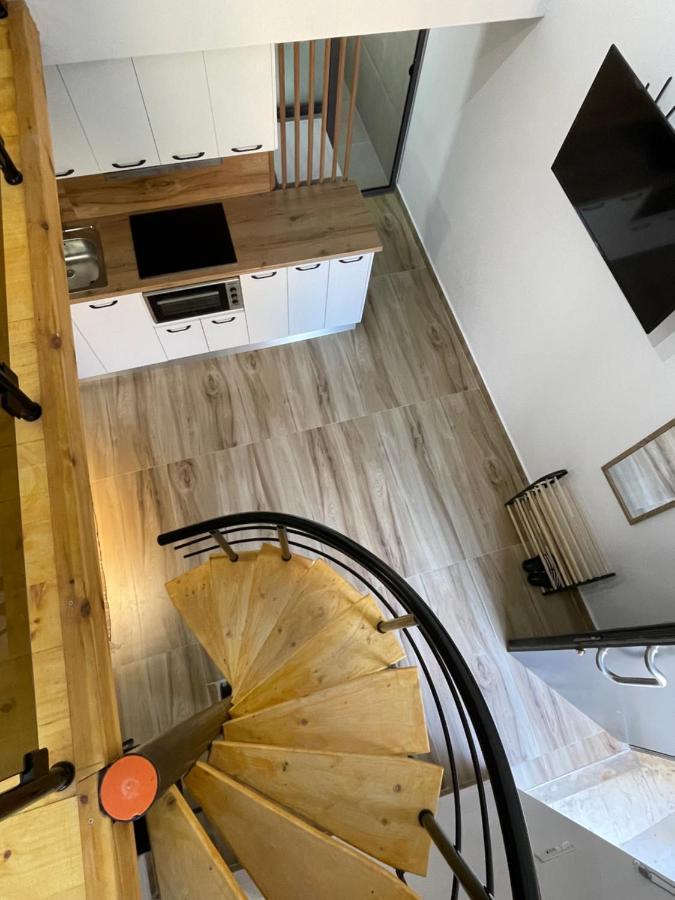 D&E Apartaments 티라나 외부 사진